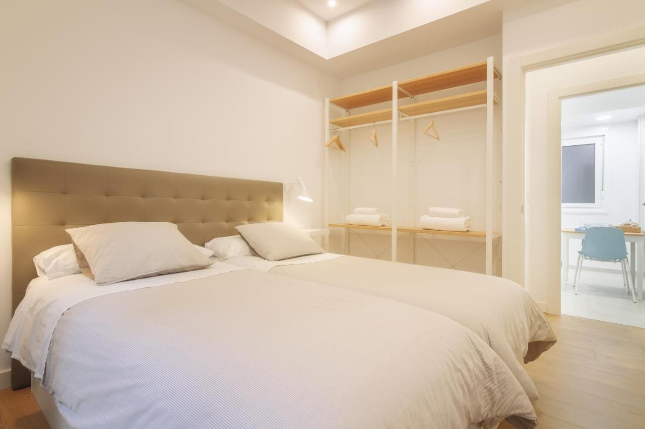 Modern Lovely House Guggenheim ビルバオ エクステリア 写真