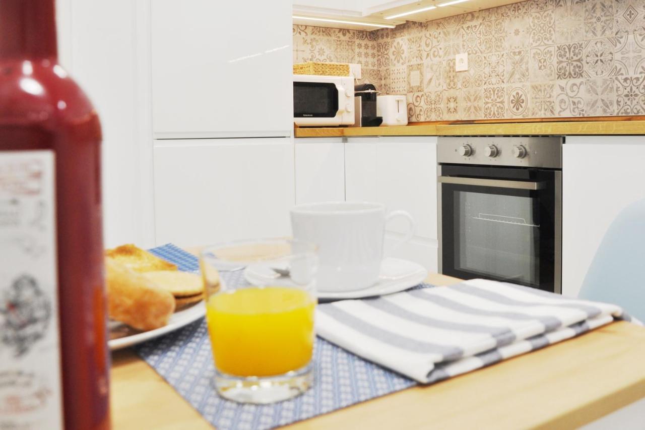 Modern Lovely House Guggenheim ビルバオ エクステリア 写真