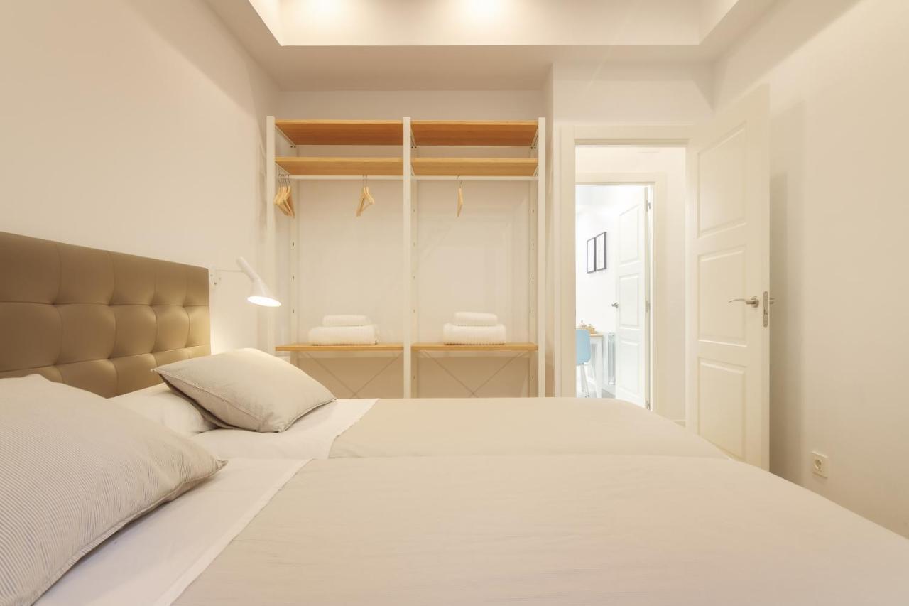 Modern Lovely House Guggenheim ビルバオ エクステリア 写真